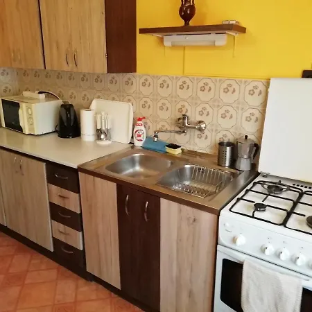 Csipkes Apartmanhaz Ferienhaus *